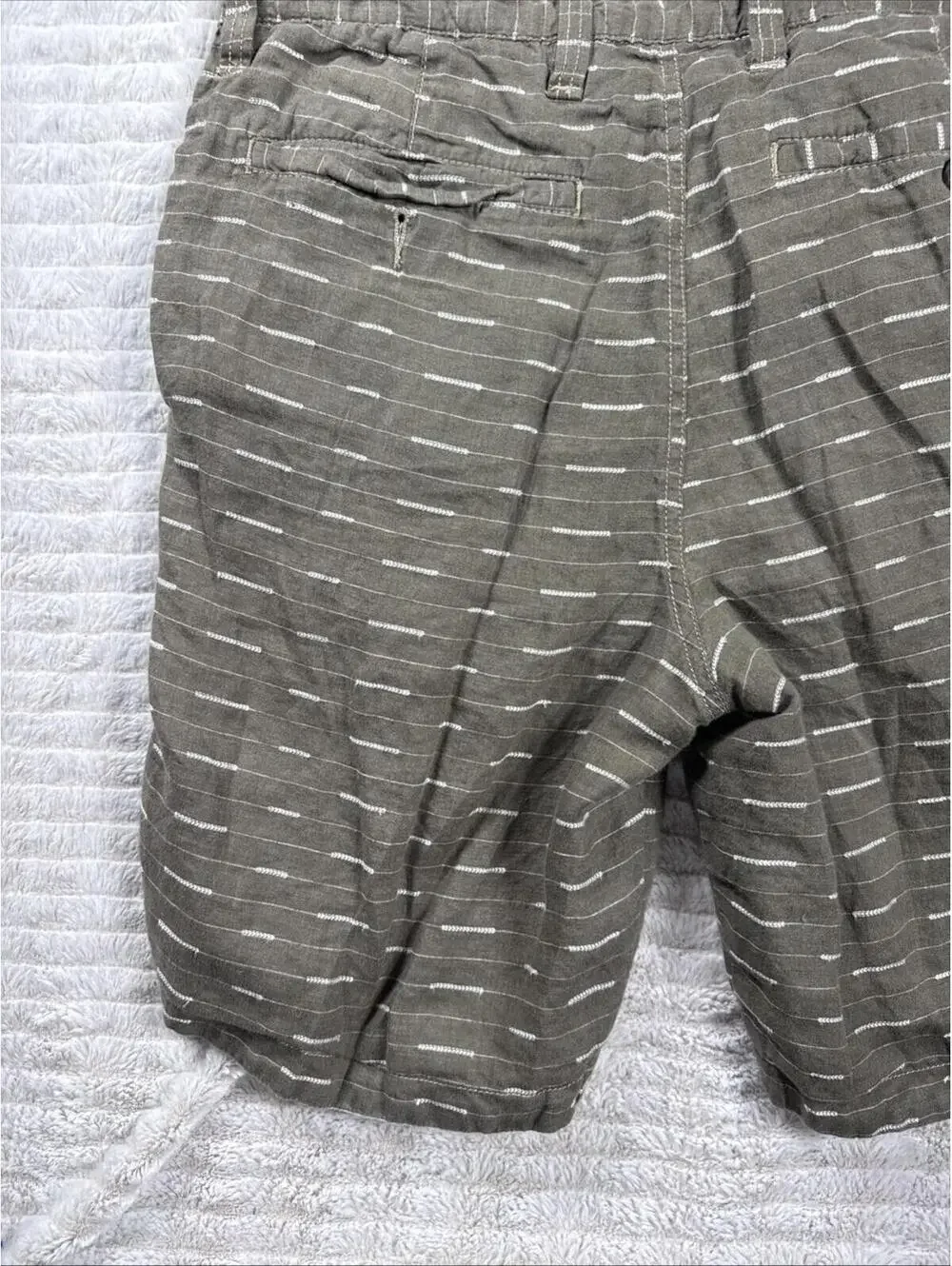 Tommy Bahama Shorts Mens‎ 32x9” Beige Plaid Reversible Green 100% Linen Summer